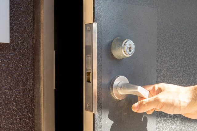 MIWA製の鍵交換で最初に行う型番の確認方法